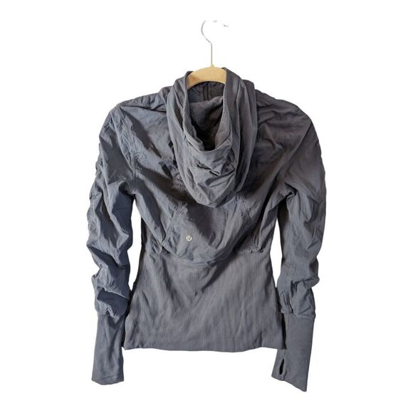 LULULEMON ATHLETICA Dance Studio (Reversible) Jacket in Coal Size 6 - Picture 7 of 7